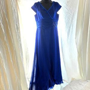 Gorgeous Blue Goddess Dress NWT